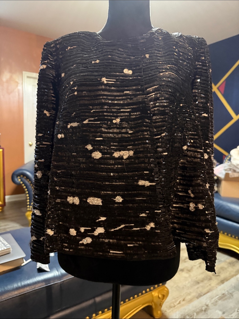 Vintage 1908 Black Sequin & Textured Long-Sleeve Women's crop Blazer